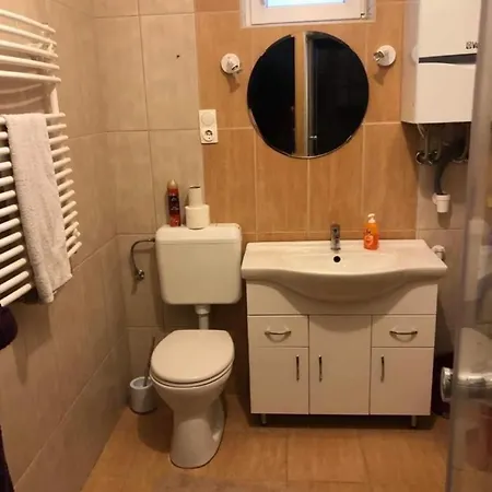 Apartment Baratsag Forever Vendeghaz *